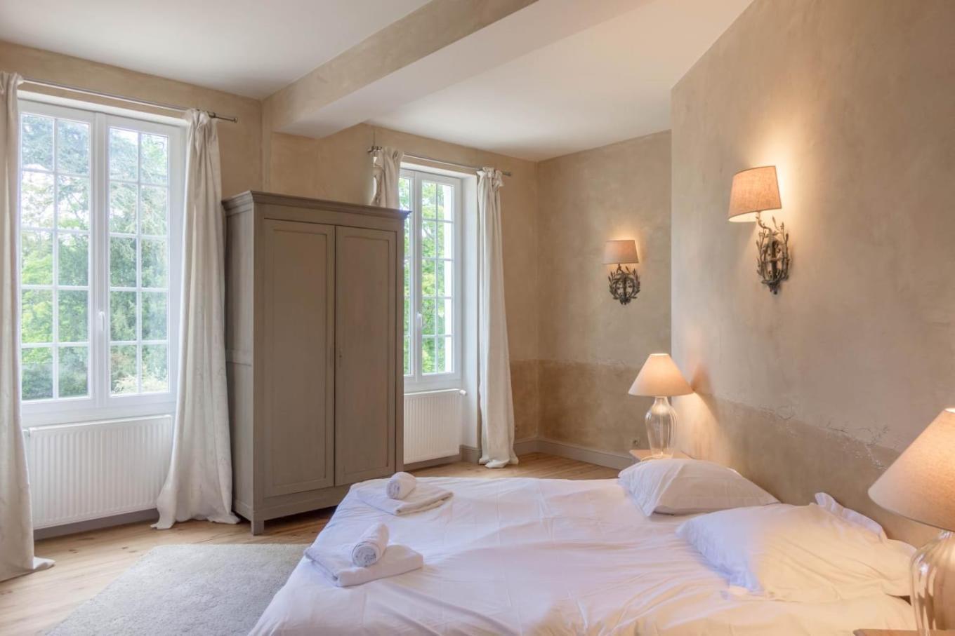 Maison Chaleureuse De 4 A 12 Personnes Neuville-aux-Bois Εξωτερικό φωτογραφία